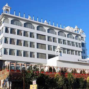 **** Hotel Regenta Mewargarh, Near Biological Park India